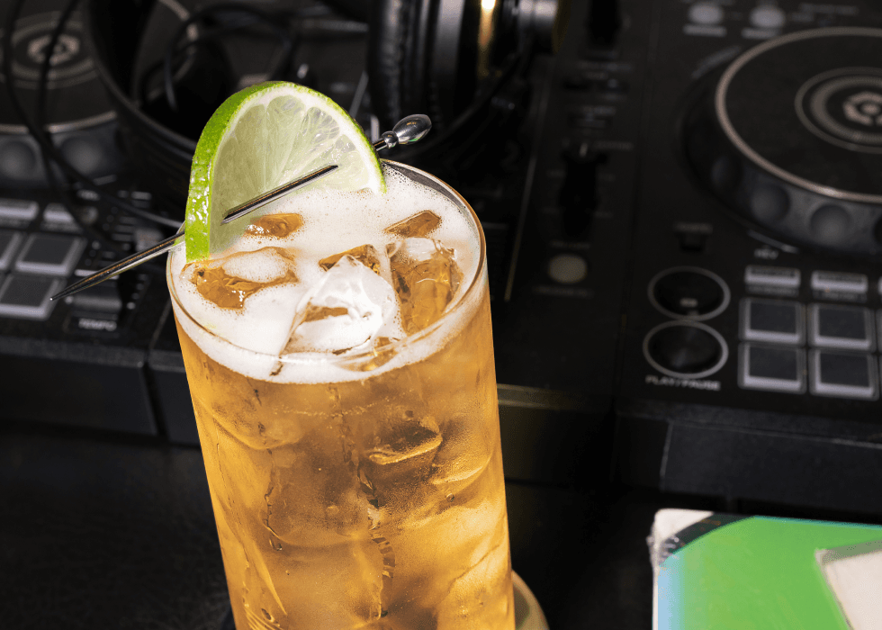 Jack Ginger Cocktail Feature